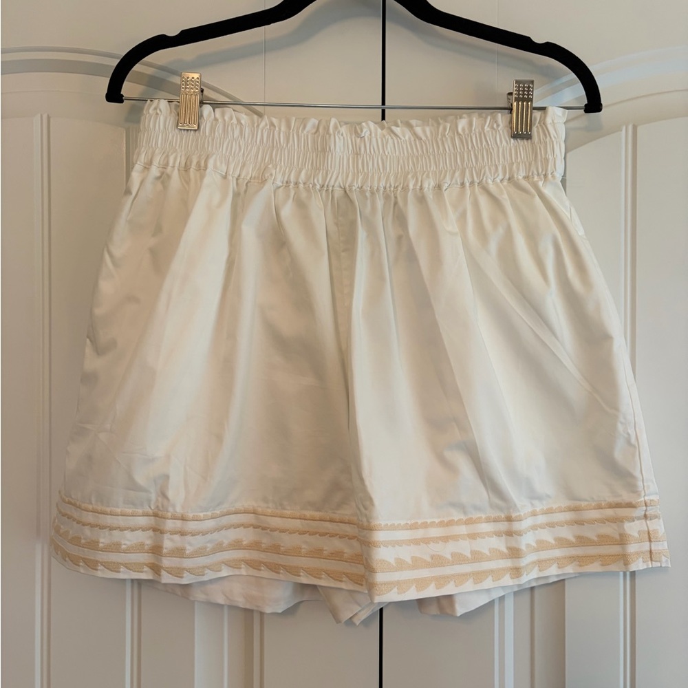 Tuckernuck NWT Women's 100% Cotton Embroidered Alex Shorts White Medium Vacation - Picture 2 of 10